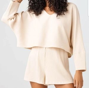 Vetta Capsule Cropped Ribbed Sweatshirt Vtg Cream
